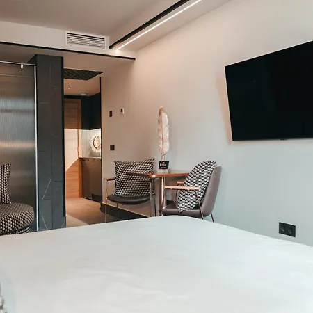 Poem Apartments, Canteras Apartment